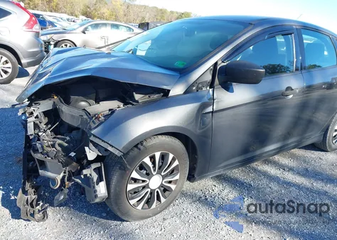 2017 Ford Focus S from USA, damaged, VIN 1FADP3E25HL262671